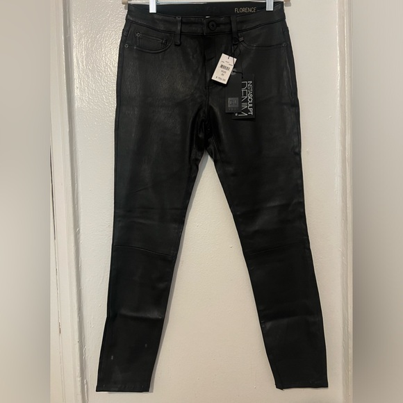 DL1961 Florence Instasculpt Radar - Picture 1 of 5